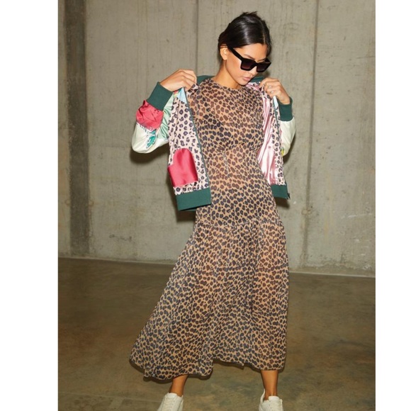 “Never fully dressed” leopard print maxi - Picture 3 of 6